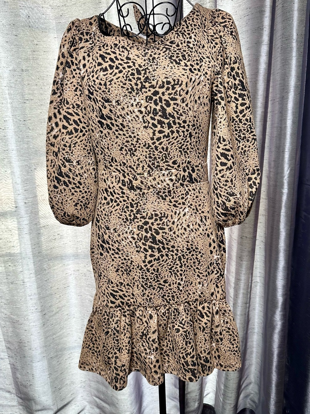 Maeve by Anthropology Beige and Black Leopard-Print Puff-Sleeve Mini Dress